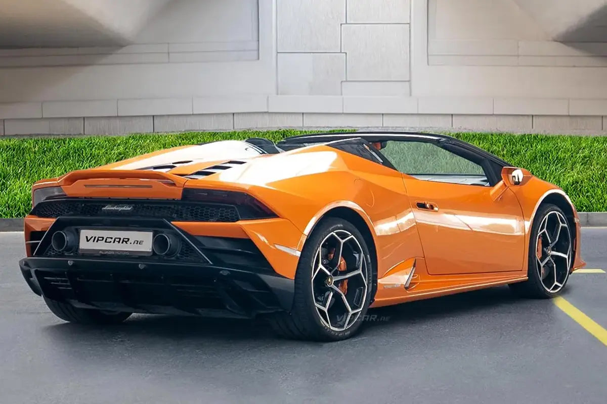 Lamborghini Huracan Evo Spyder FROM 2955  TO 3499 AED /Day