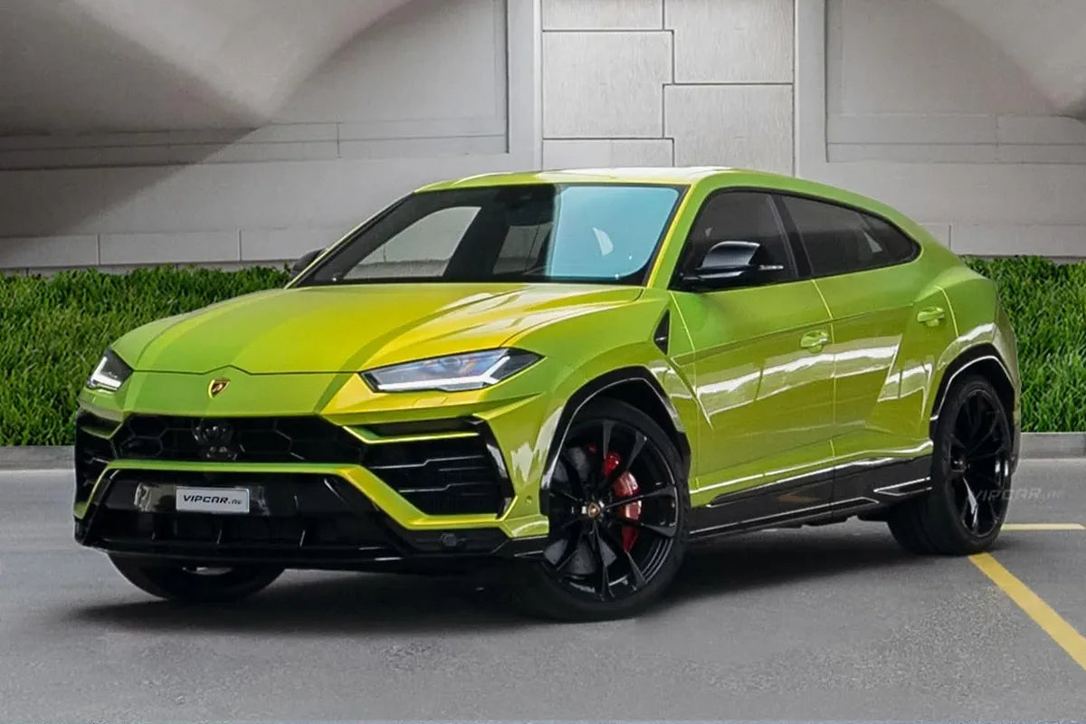 Lamborghini Urus  FROM 2733  TO 3299 AED /Day