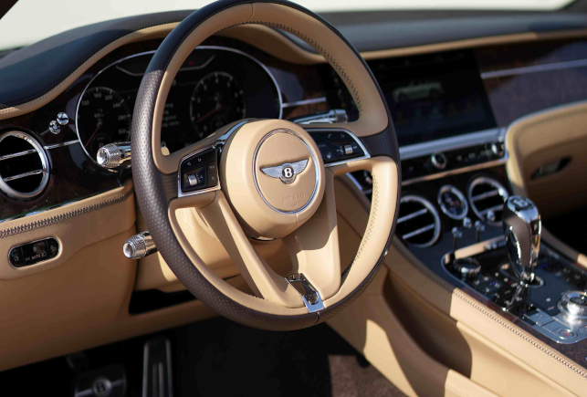 Bentley GTC Convertible Convertible Car 2199 AED