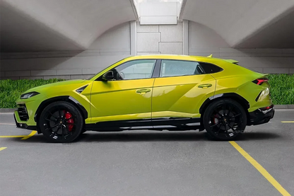 Lamborghini Urus  FROM 2733  TO 3299 AED /Day